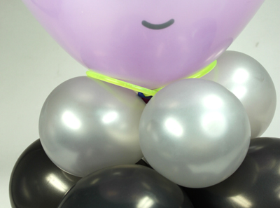Decoración con globos: un simpático alien - Revista - Fiestafacil