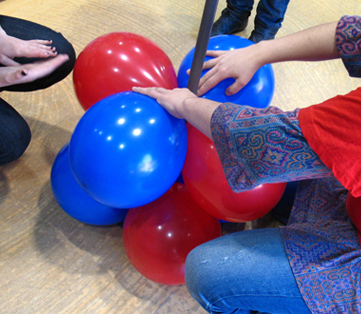 como hacer columnas de globos